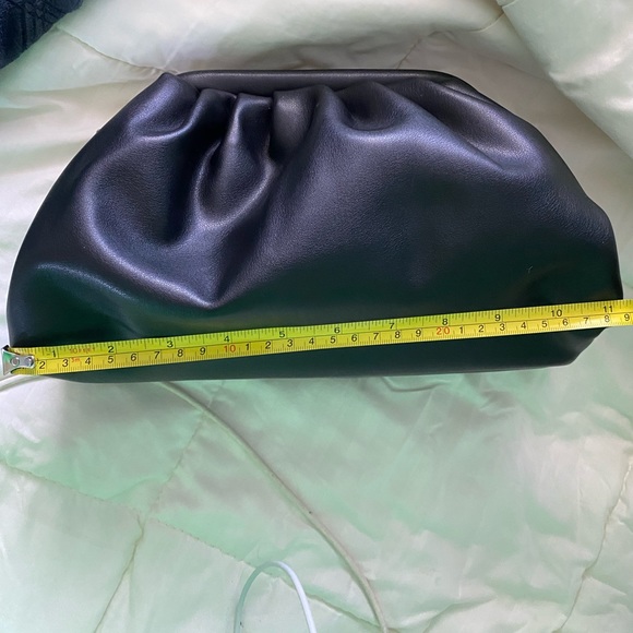 Black Ruched Baguette Gold Chain Bag - Picture 6 of 8